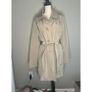 Woman’s large beige London Fog raincoat hooded